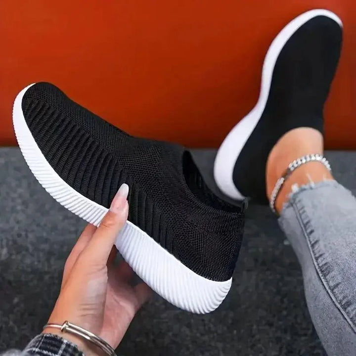 Chloe™| Liora Sneakers - Benjamin New York