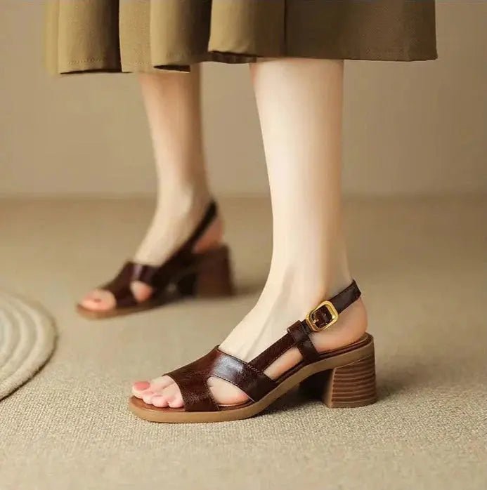 Chloe™| Elanora Comfortable Sandals - Benjamin New York