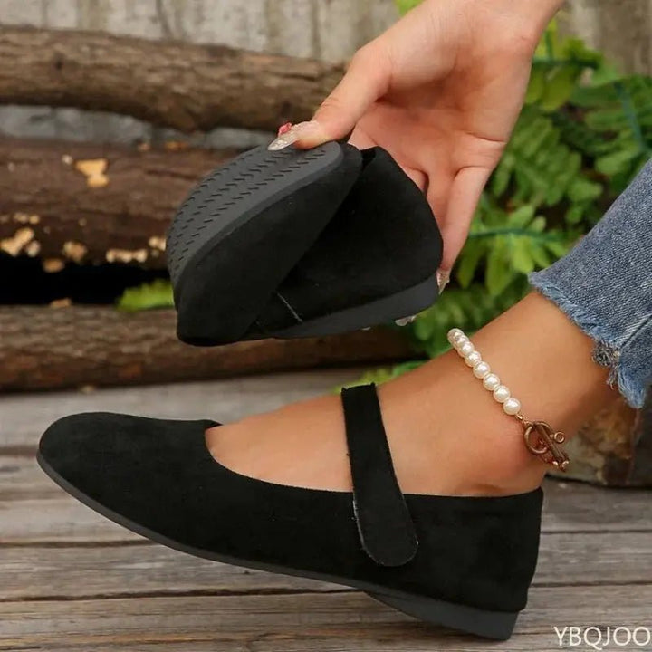 Chloe™| Miya Comfort Flat Shoes - Benjamin New York