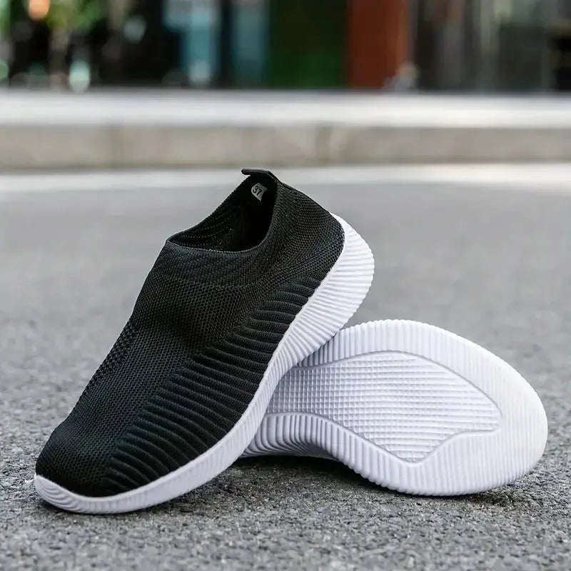 Chloe™| Liora Sneakers - Benjamin New York