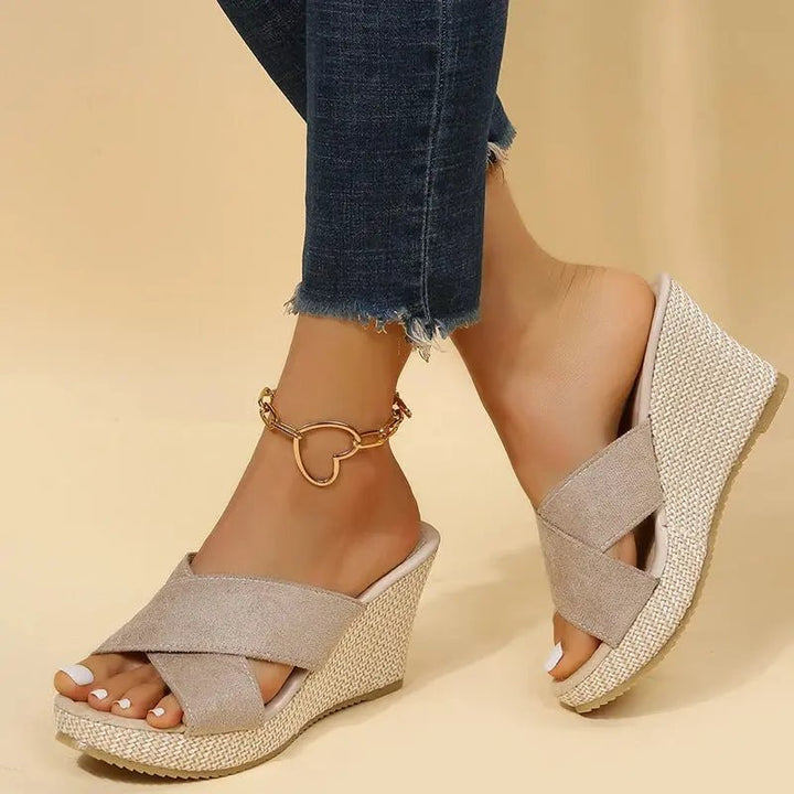 Chloe™| Almina Comfort Wedge Sandals - Benjamin New York