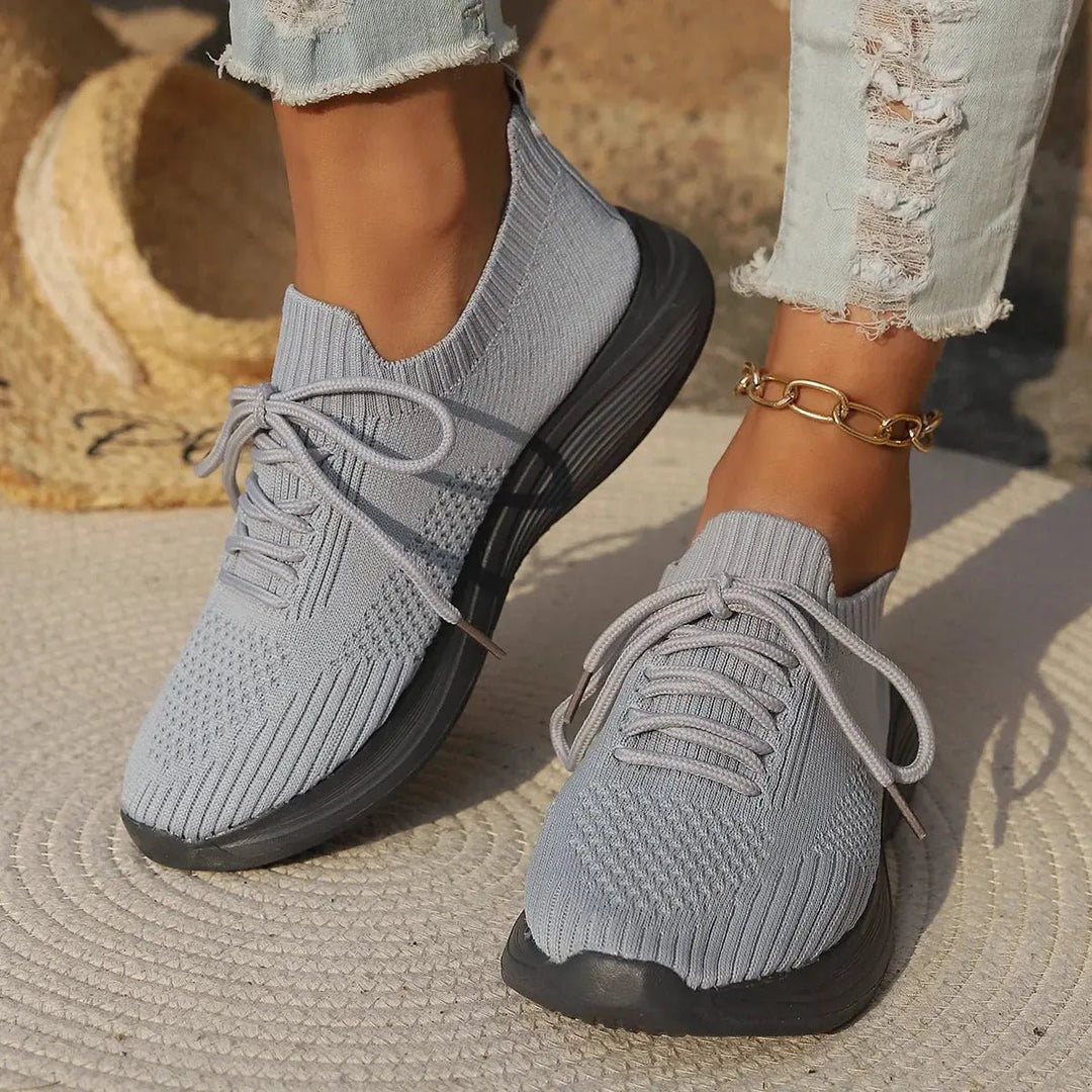 Chloe™| Serena Sneakers - Benjamin New York