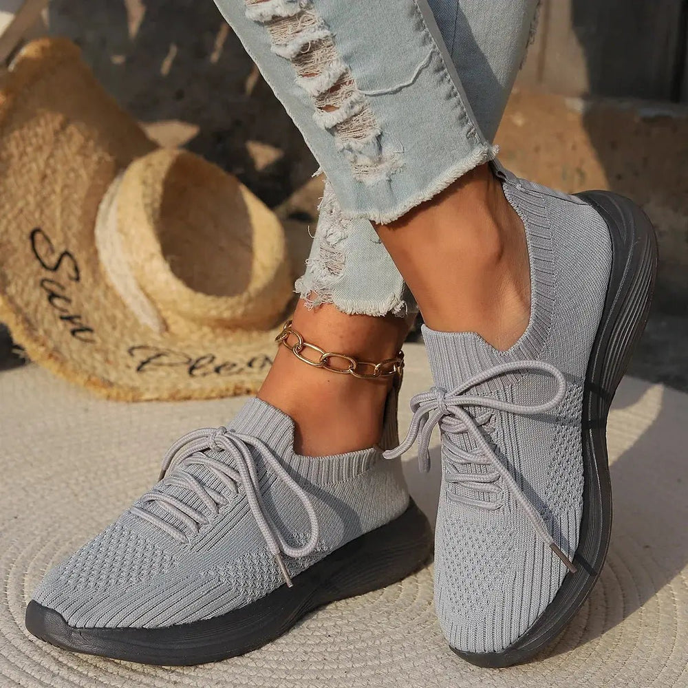 Chloe™| Serena Sneakers - Benjamin New York