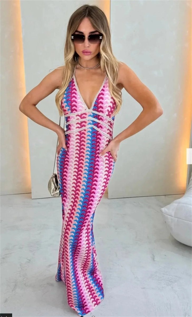 Sienna | Retro Halter - Neck Fitted Maxi Dress - Benjamin New York